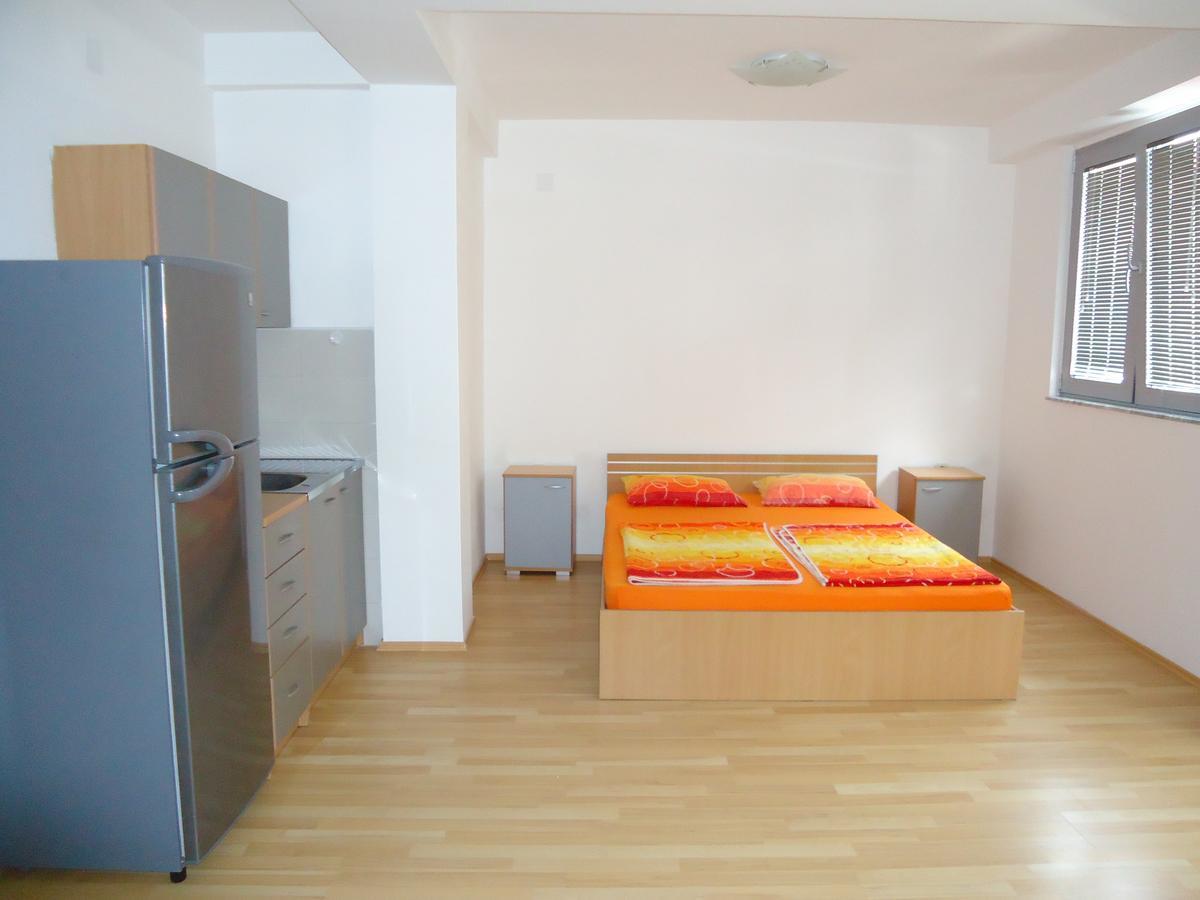 Apartments Stefanel Ohrid For Family And Couples Only Eksteriør bilde